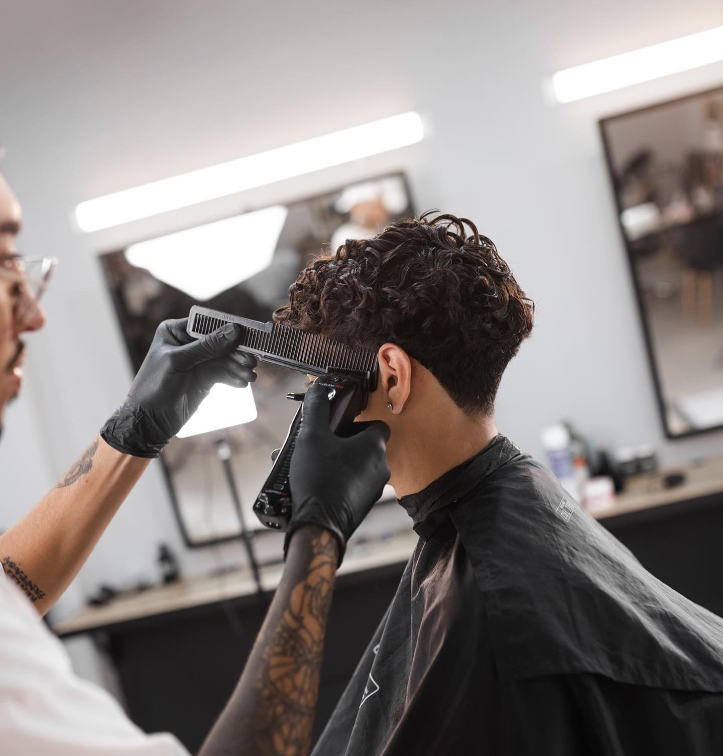 Técnica de corte con tijera profesional